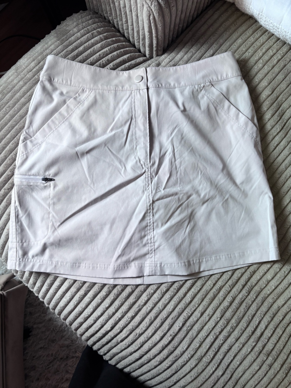 White Women's Casual A-Line Skort with Front Pockets